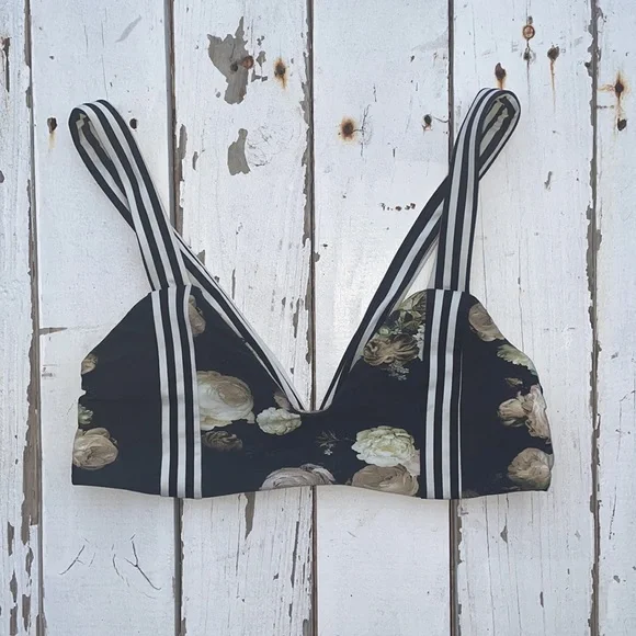 Boys + Arrows Bikini Top in Dancin’ Dixie Casanova - Picture 2 of 4